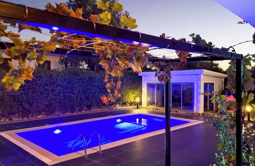 Bogaztepe Villa | 4-Br Villa, Sleeps 9, Pool, Parking, Walk to Beach