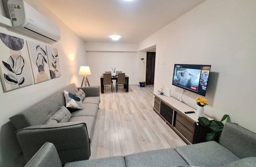 Larnaca City Centre Apartment | Abstract by the Sea, Cozy Family Apartment Finikoudes