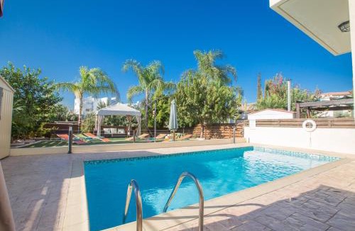 Pernera Villa | Antonia Villa