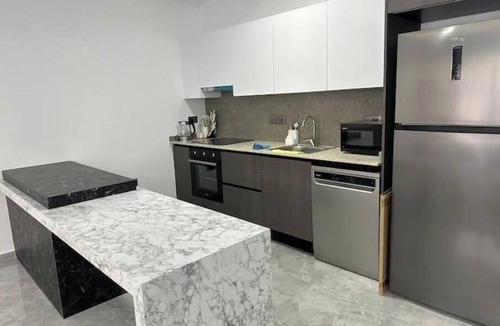 Yeni Bogazici Apartment | Apartamento Olive Court T3+1 com vista para a piscina