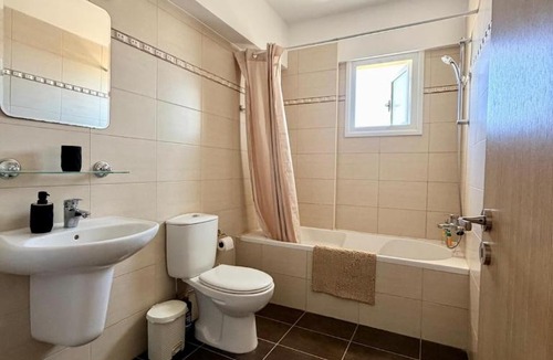 Kiti Apartment | Apartment in Kiti, sleeps 6