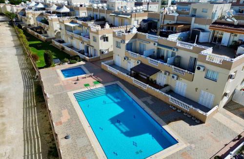 Kapparis Apartment | AquaSol Suite Modern 2BR with Shared Pool