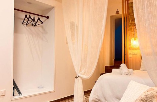 Pano Lefkara Apartment | Archontessa - Historic Boutique Residence