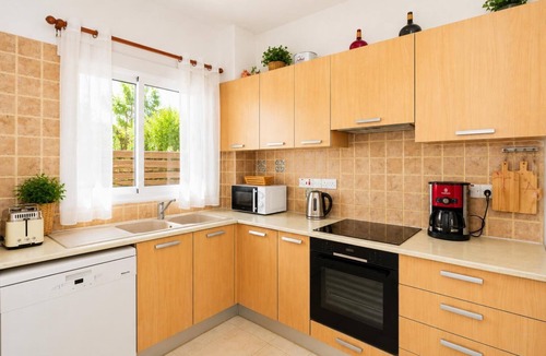 Paralimni Villa | Argiro Bright Villa - Four Bedroom Villa, Sleeps 8