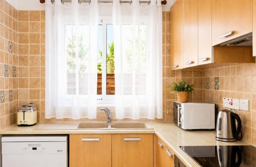 Paralimni Villa | Argiro Bright Villa - Four Bedroom Villa, Sleeps 8