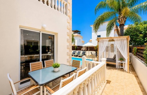 Paralimni Villa | Argiro Bright Villa - Four Bedroom Villa, Sleeps 8