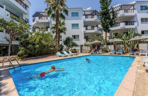 Universal Apartment | Artemis Cynthia Complex