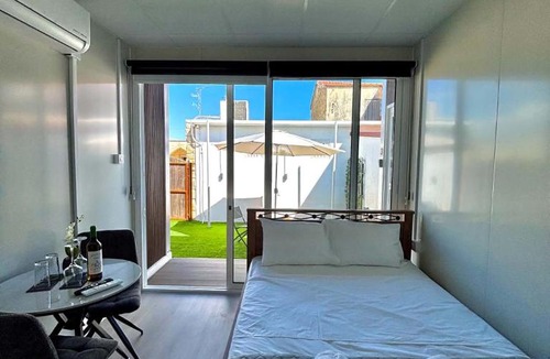 Maroni Hotel | Athena rooms