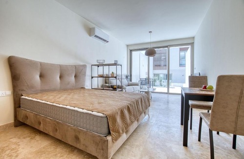 Emba Apartment | Avalon Gardens 2 Studio A4