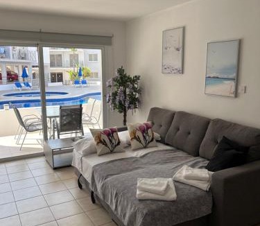 Kapparis Apartment | Beautiful 2 Bed Ground Floor Apartment With Pool