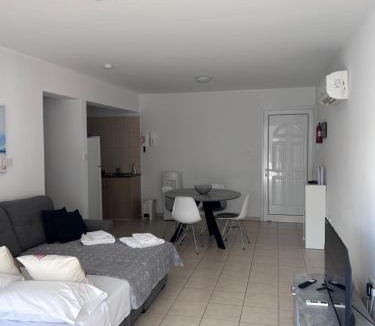 Kapparis Apartment | Beautiful 2 Bed Ground Floor Apartment With Pool