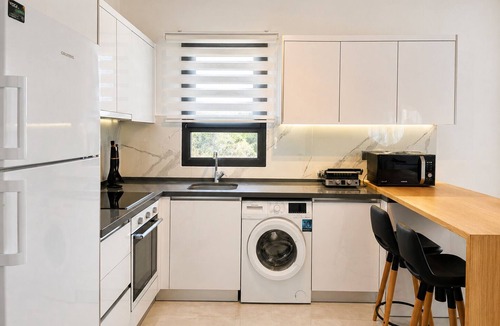 Trikomo Apartment | Beautiful apartment with a magic view from the balcony in İskele