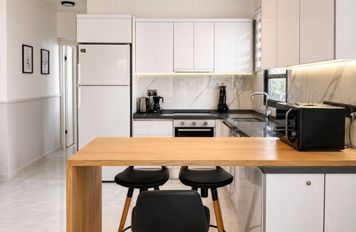 Trikomo Apartment | Beautiful apartment with a magic view from the balcony in İskele