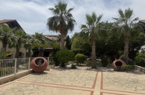 Kiti Apartment | Beautiful Stay Near the Beach
