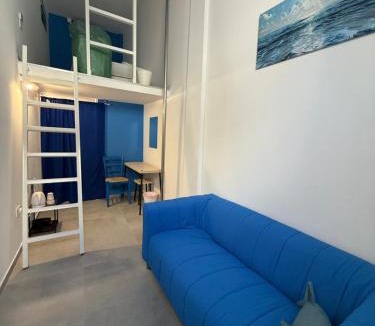 Larnaca City Centre Apartment | BLUE Cabin-Larnaca Centrum