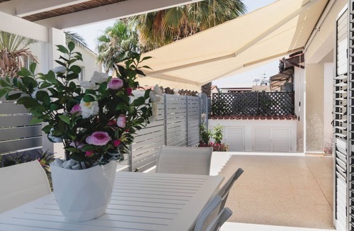 Paphos Apartment | Botanical Art House by Staycom
