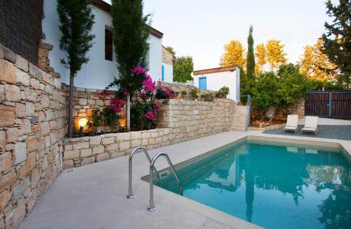 Vasa Koilaniou House | Cecilias Courtyard