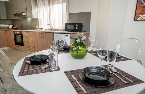 Lykabittos Apartment | Central 2 bedroom flat