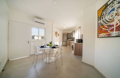 Lykabittos Apartment | Central 2 bedroom flat