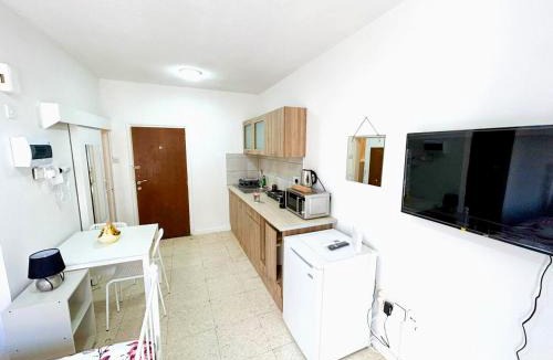 Larnaca City Centre Apartment | Central Comfort Studio