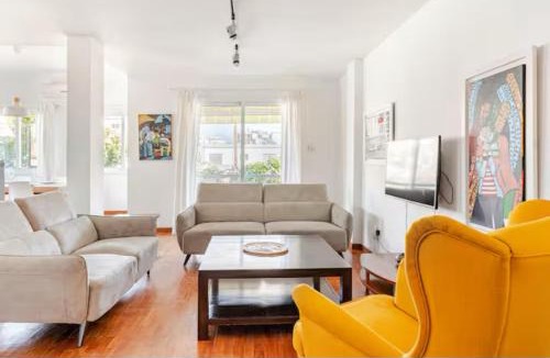 Limassol Apartment | Central Escape