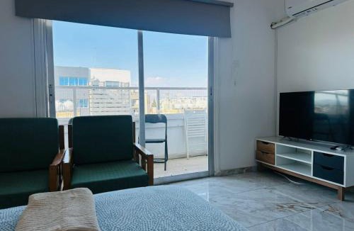 Larnaca House | Central Rooms, 500m to Larnaca Marina