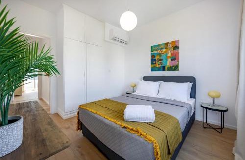 Agios Tychon Apartment | Christine Complex-Sea View Shared pool Balcony