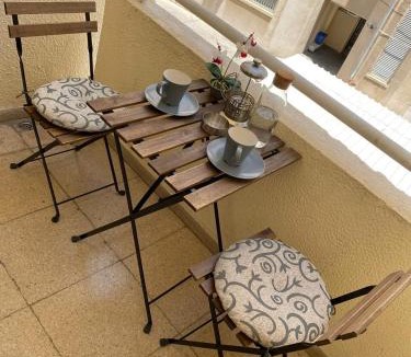 Larnaca City Centre Apartment | City Comfortable Apartment
