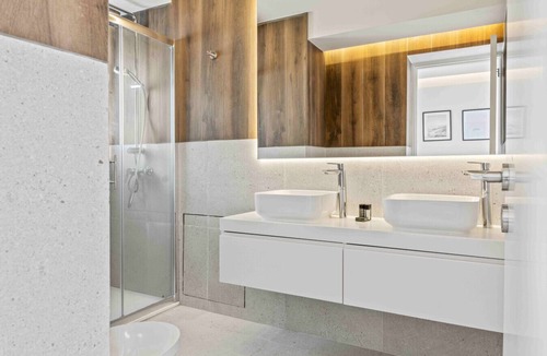 Historical Center Apartment | Coastal Seaside Residences 04