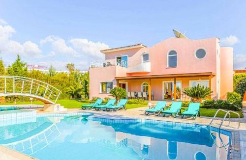 Pegeia Villa | Coral Bay Sunset