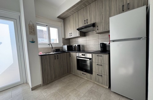 Acropolis Apartment | Corporate 2-Bedroom Business Apartment with Workspace – Central Nicosia