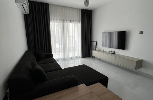 Trikomo Apartment | Cozy 1-bedroom apartment in peaceful Yeni İskele with AC