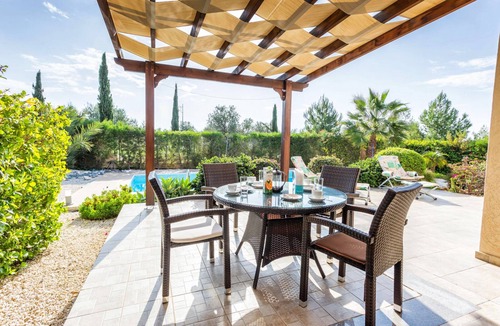 Kouklia Villa | Dazzling Private villa with a mature garden and a Pool