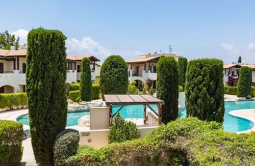Aphrodite Hills Apartment | DB11 Adjacent to Aphrodite Hills – Communal Pool