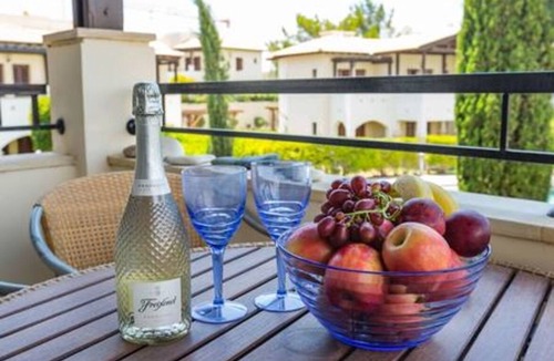 Aphrodite Hills Apartment | DB11 Adjacent to Aphrodite Hills – Communal Pool