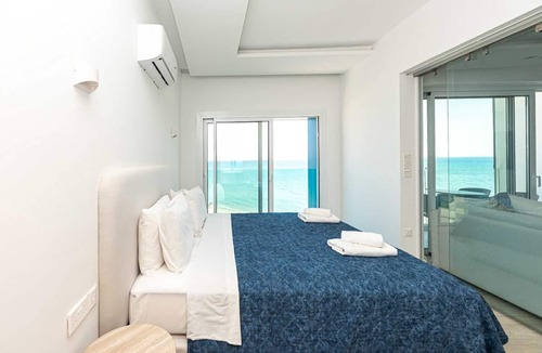 Larnaca Hotel | Dinglis Beach Hotel Apartments