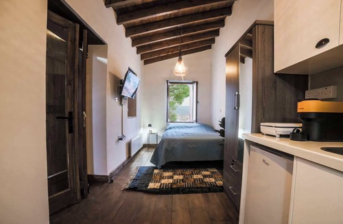 Lofou Bed & Breakfast | Eftychia's House
