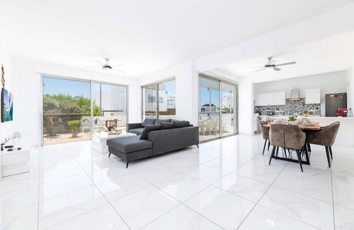 Ayia Napa Villa | Elite Blu Heights Villa