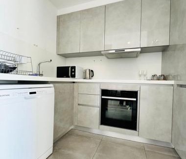 Universal Apartment | Elysia Park 7- 2 Modern Bedrooms Apartment , Pool, Gym, City Center