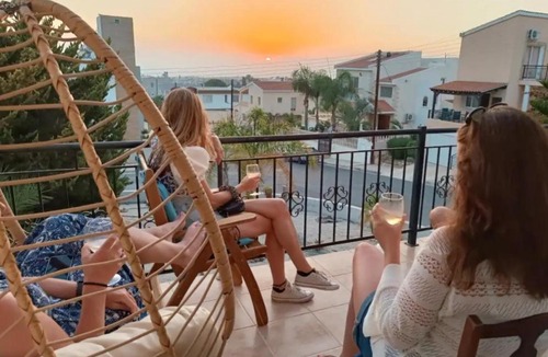 Emba Villa | EMPA SUNSET VIEWS VILLA