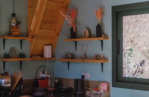 Arakapas Cabin | Family Mountain Cabin with Playground and Swimming Pool
