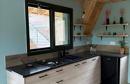 Arakapas Cabin | Family Mountain Cabin with Playground and Swimming Pool