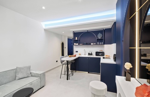 Larnaca City Centre Apartment | Fat Cow Suites City Centre