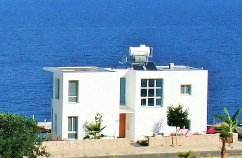 Esentepe House | Ferienvilla mit Infinity Pool by Interhome