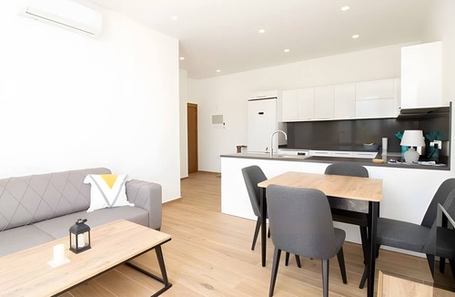 Tatlisu Apartment | Garden Apartment by the Sea for 3 Guests, Wi-Fi, AC, Pool, Quiet Location
