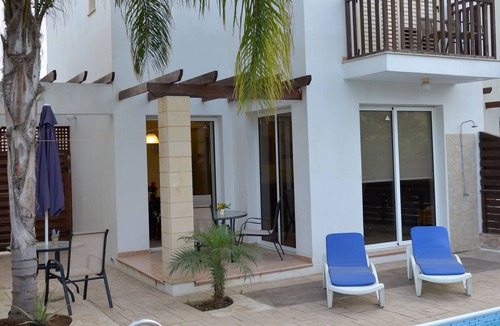 Pernera Villa | GOOFY, 2 bedroom villa, CAR, POOL, WiFi, near pernera center, near beach