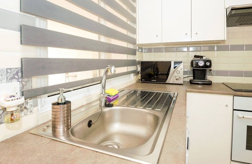 Kapparis Apartment | Great ground floor 1 bed apartment with communal pool and close to the sea