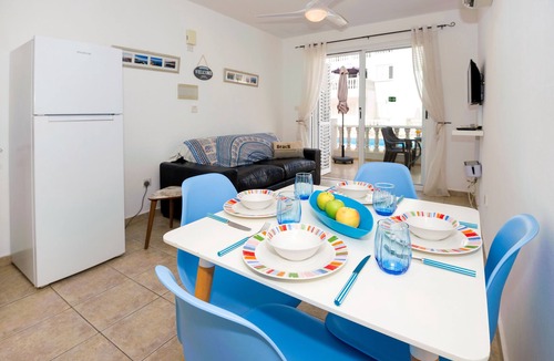 Kapparis Apartment | Great ground floor 1 bed apartment with communal pool and close to the sea