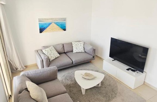 Universal Apartment | H&O Elysia Summer Retreat