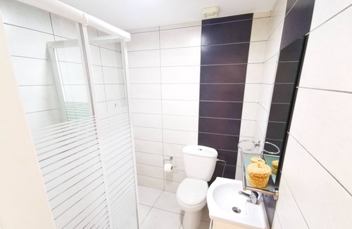 Aradippou Apartment | Happy Day Dreamer Apartments - Blue Beach Suite